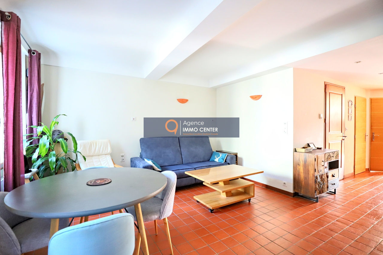 Vente Appartement 42m² 2 Pièces à Solliès-Toucas (83210) - Immo Center